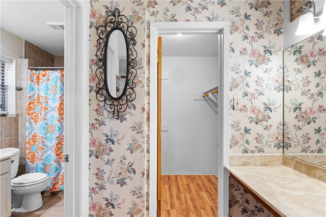 4220 Wandering Creek Dr, Corpus Christi, TX 78410