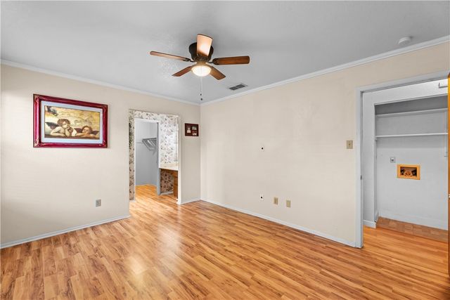 4220 Wandering Creek Dr, Corpus Christi, TX 78410