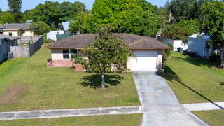 270 NE Mainsail Street, Port St Lucie, FL 34983
