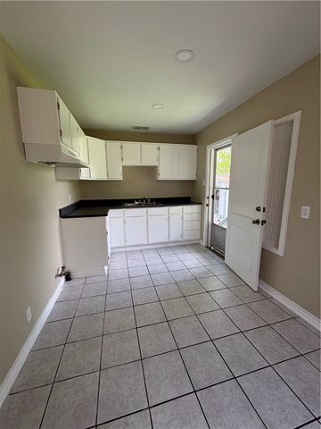 1341 Daytona Dr, Corpus Christi, TX 78415