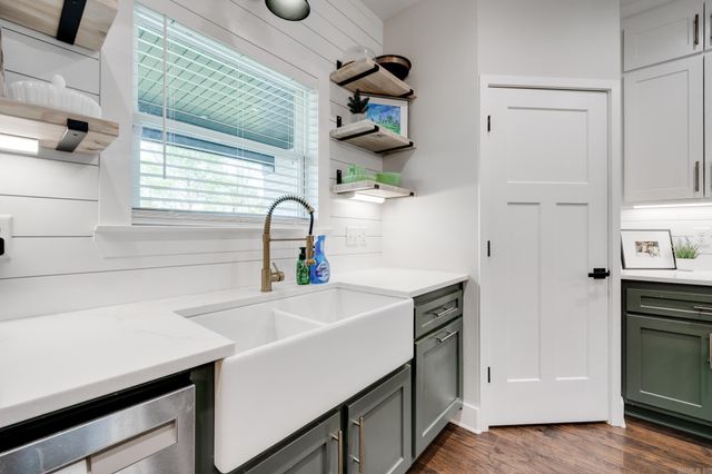 422 HWY 225 W, Greenbrier, AR 72058