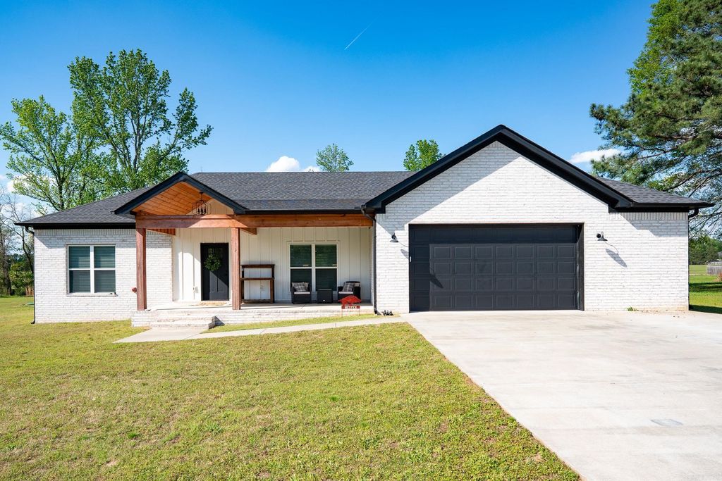 422 HWY 225 W, Greenbrier, AR 72058