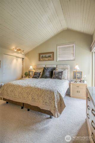 300 Beacon Hill Drive, Hoquiam, WA 98550