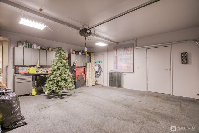 300 Beacon Hill Drive, Hoquiam, WA 98550