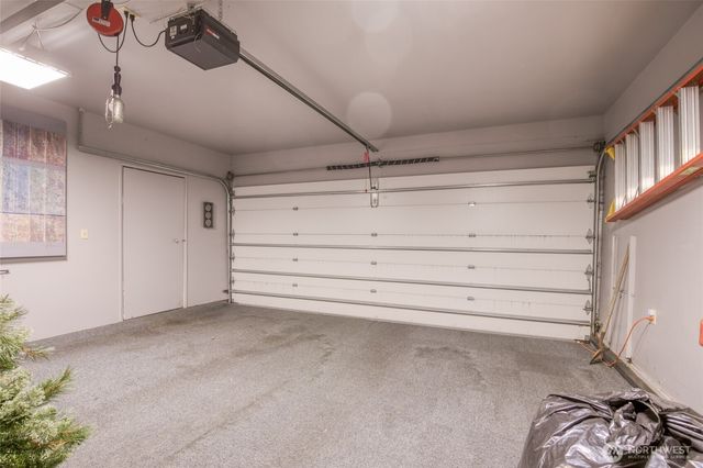 300 Beacon Hill Drive, Hoquiam, WA 98550