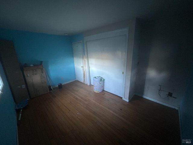 370 Jefferson Ln, Ukiah, CA 95482