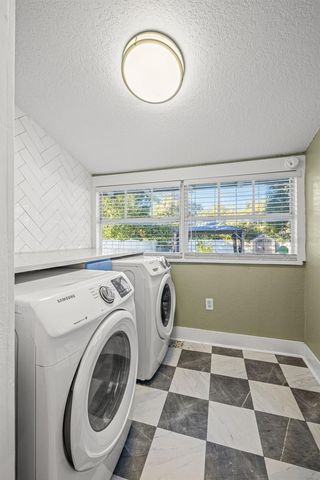 806 E GENESEE STREET, Tampa, FL 33603