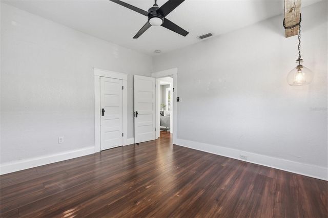 806 E GENESEE STREET, Tampa, FL 33603