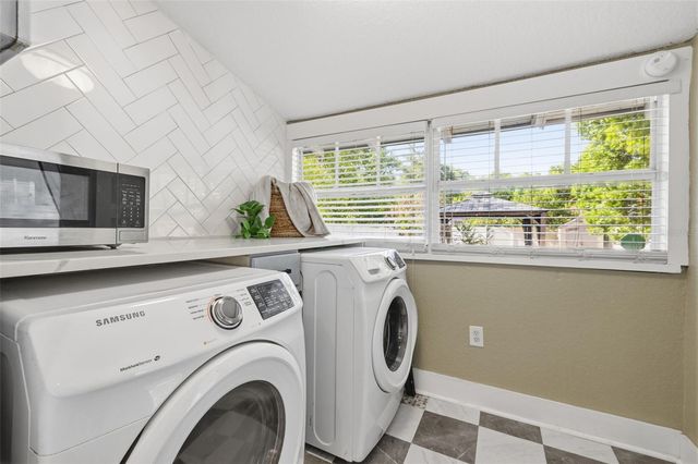 806 E GENESEE STREET, Tampa, FL 33603