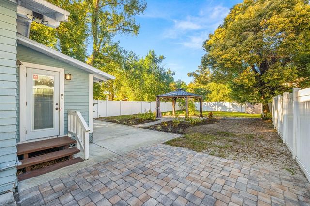 806 E GENESEE STREET, Tampa, FL 33603