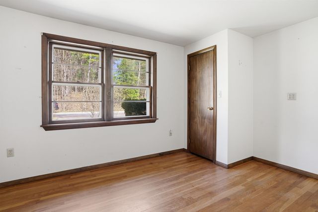 7 Zan Drive, Goffstown, NH 03045