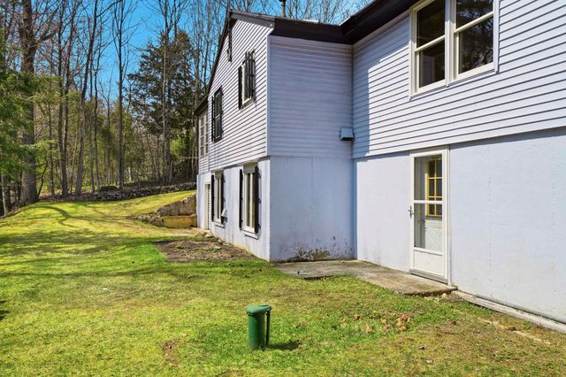 7 Zan Drive, Goffstown, NH 03045