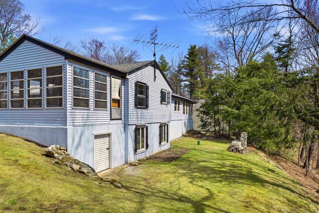 7 Zan Drive, Goffstown, NH 03045