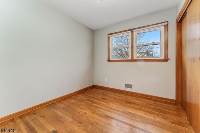 63 Louise Dr, Manville Boro, NJ 08835