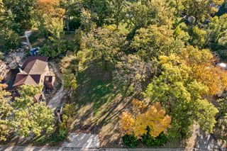 8619 S 85th Court, Hickory Hills, IL 60457