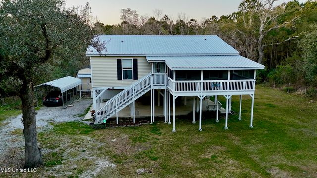 11013 Gull Street, Bay Saint Louis, MS 39520