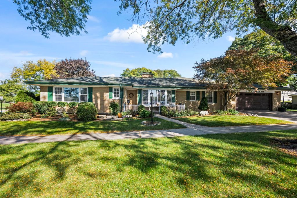 523 We Go Trail S, Mount Prospect, IL 60056
