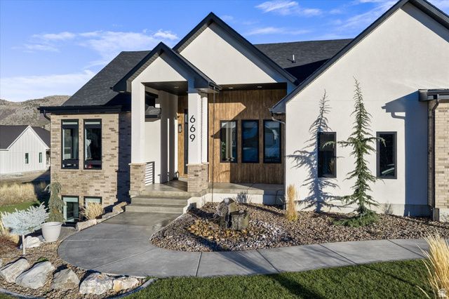 669 S 150 E, Mantua, UT 84324