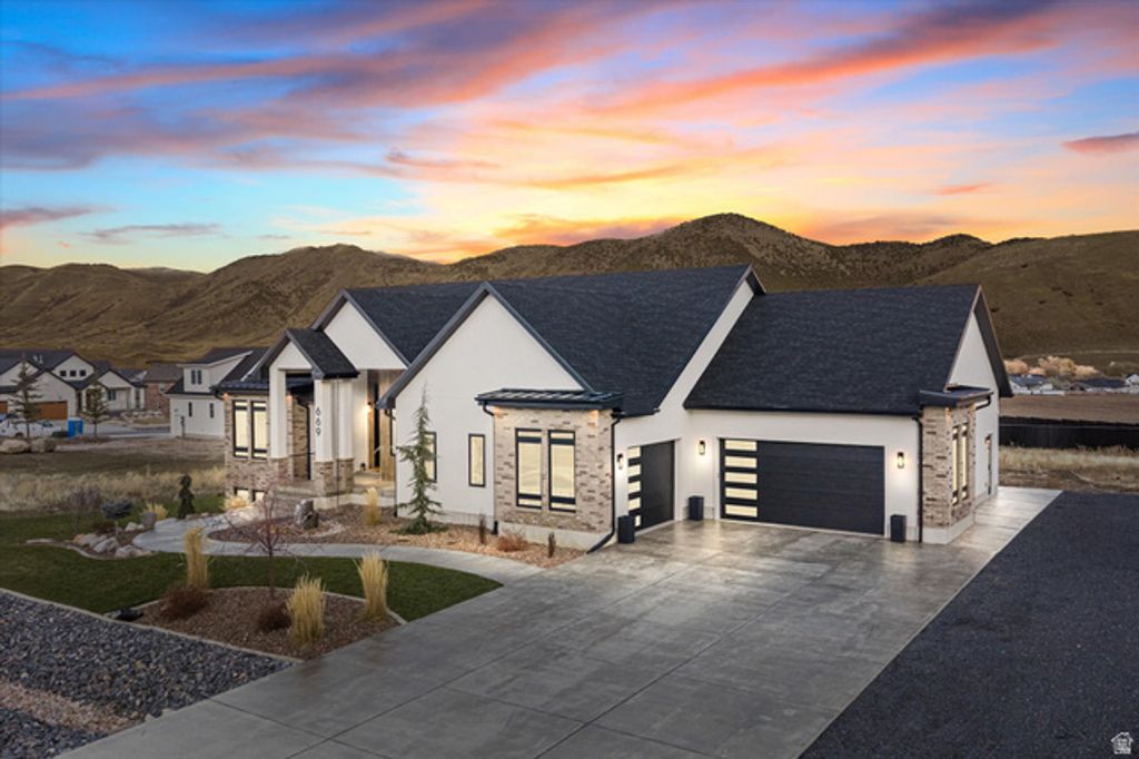 669 S 150 E, Mantua, UT 84324