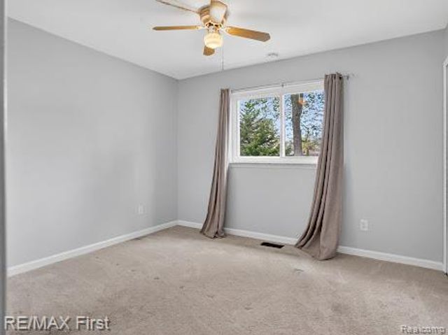 42446 Sycamore Drive, Sterling Heights, MI 48313