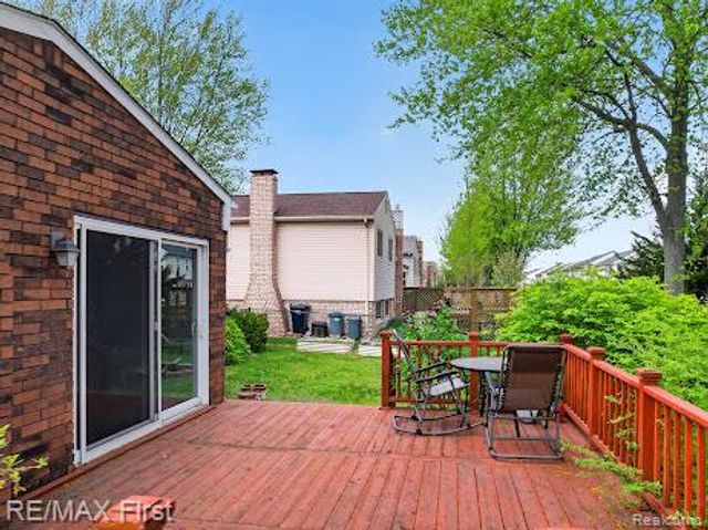 42446 Sycamore Drive, Sterling Heights, MI 48313