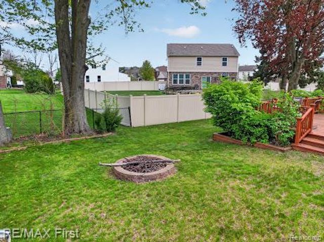 42446 Sycamore Drive, Sterling Heights, MI 48313