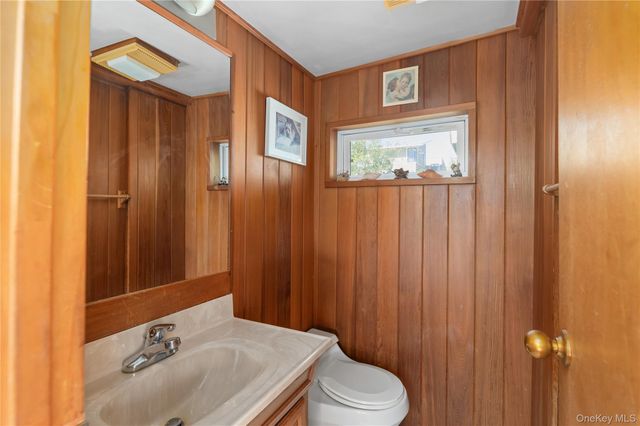 28 Ocean Road, Ocean Beach, NY 11770