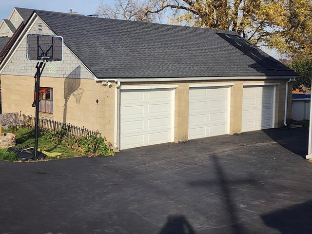 7715 W Wind Lake ROAD, Wind Lake, WI 53185