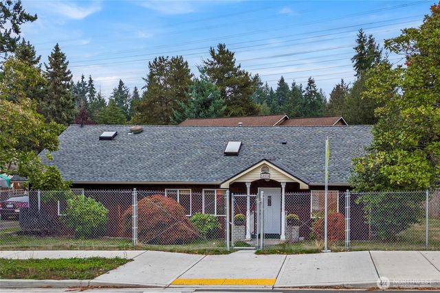 18504 8th Avenue NE, Shoreline, WA 98155