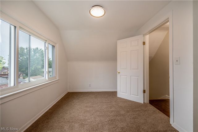 47 S Beverly Avenue, Austintown, OH 44515