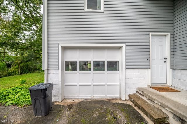47 S Beverly Avenue, Austintown, OH 44515
