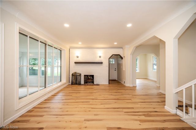 47 S Beverly Avenue, Austintown, OH 44515