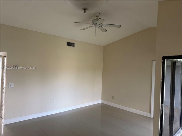 1211 S Independence Dr 1211-D, Homestead, FL 33034