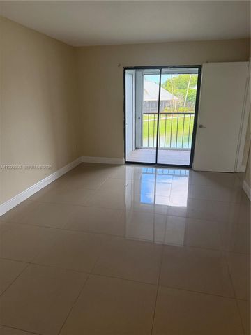 1211 S Independence Dr 1211-D, Homestead, FL 33034