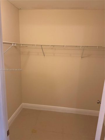 1211 S Independence Dr 1211-D, Homestead, FL 33034