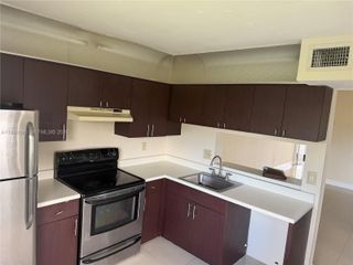 1211 S Independence Dr 1211-D, Homestead, FL 33034