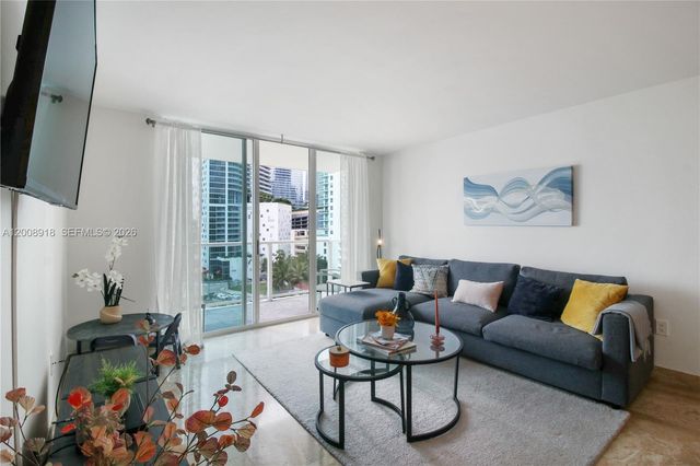 1155 S Brickell Bay Dr 805, Miami, FL 33131