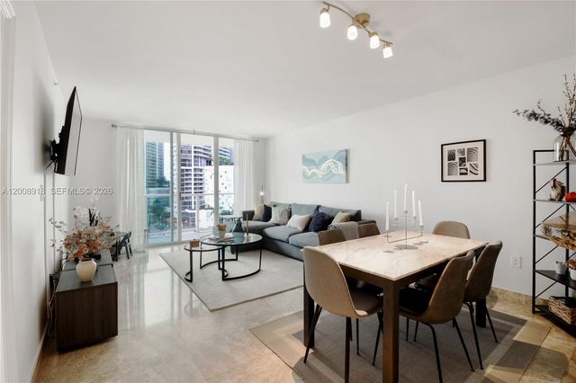 1155 S Brickell Bay Dr 805, Miami, FL 33131