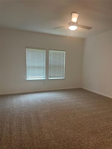 16779 Country Roots, Conroe, TX 77302