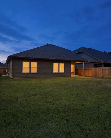 16779 Country Roots, Conroe, TX 77302
