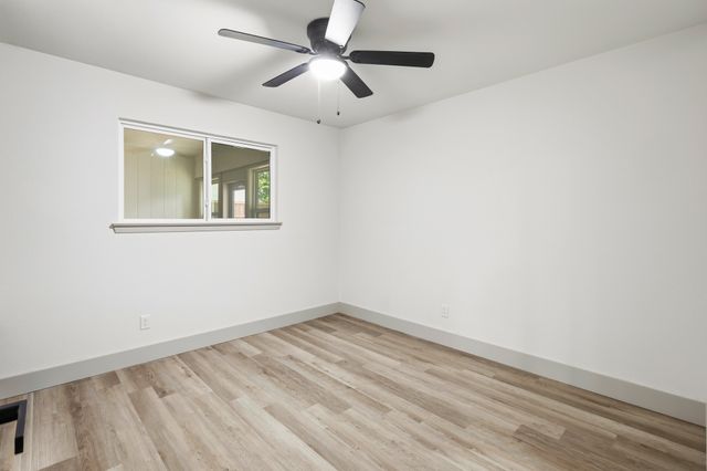 442 Hanover Lane, Irving, TX 75062
