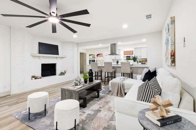 442 Hanover Lane, Irving, TX 75062