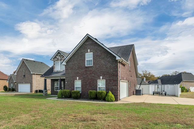 300 Patsy Pl, Smyrna, TN 37167