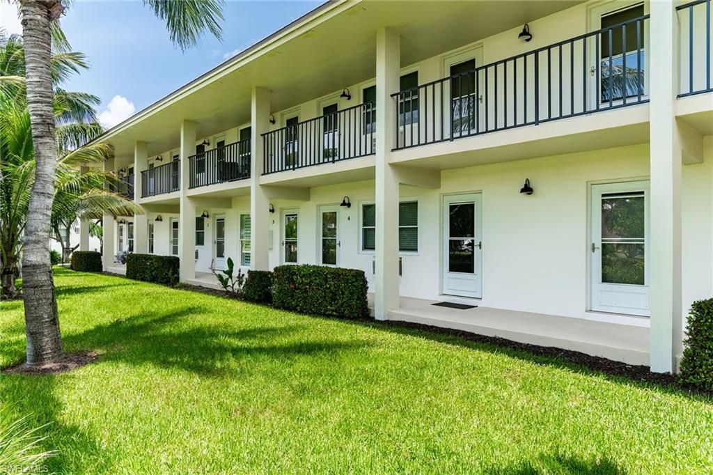 235 Seaview CT C4, MARCO ISLAND, FL 34145 — photo 2