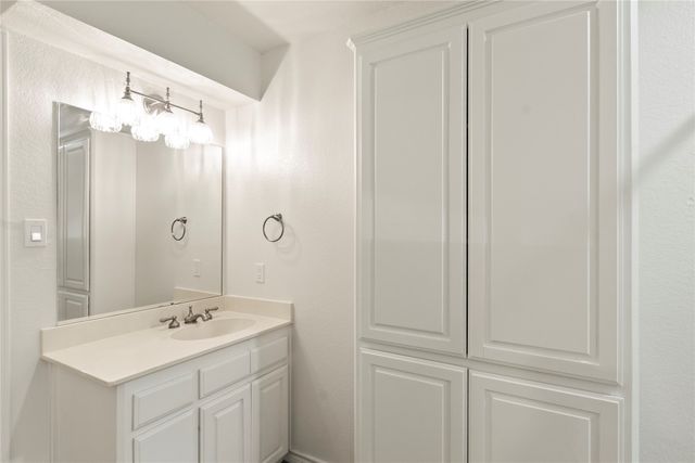 1611 Emma Drive, Tool, TX 75143