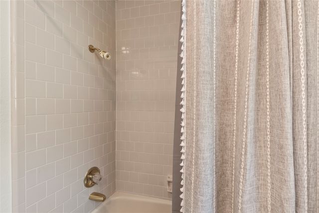 1611 Emma Drive, Tool, TX 75143