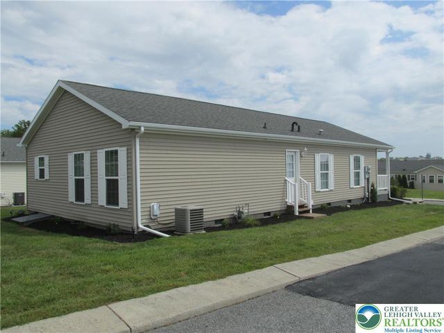 3813 Belcourt Road, Forks Twp, PA 18040