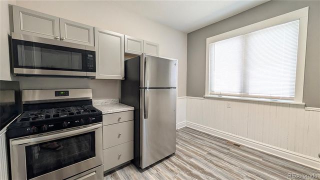 1016 W Cucharras Street, Colorado Springs, CO 80904