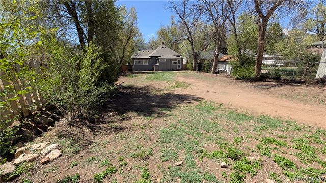 1016 W Cucharras Street, Colorado Springs, CO 80904