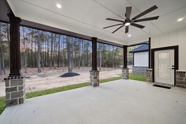 17618 Julianne Drive, Waller, TX 77484